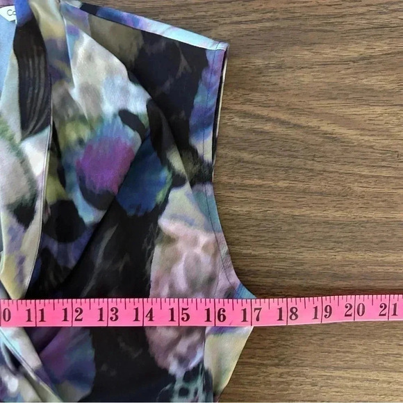 🌟Calvin Klein watercolor top  S - Picture 7 of 10